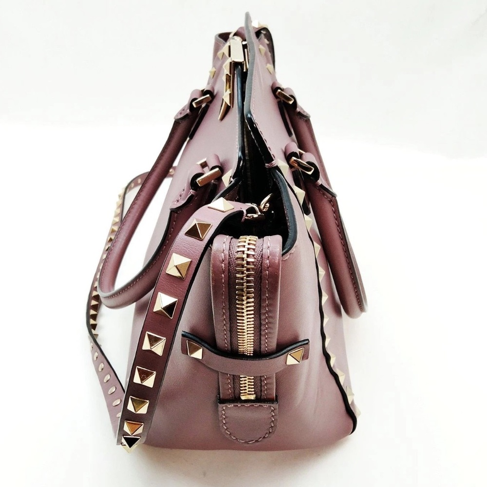 351. Valentino Garavani Rockstud Purple Rigid Leather with Gold Studs - Picture 4 of 9